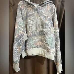 Women's Camouflage Pullover Hoodie
